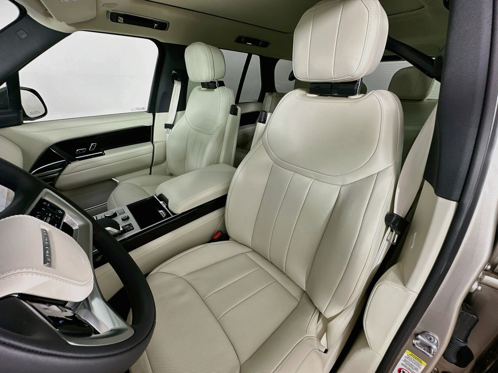 New 2027 Land Rover Range Rover SE AWD/4WD image 36