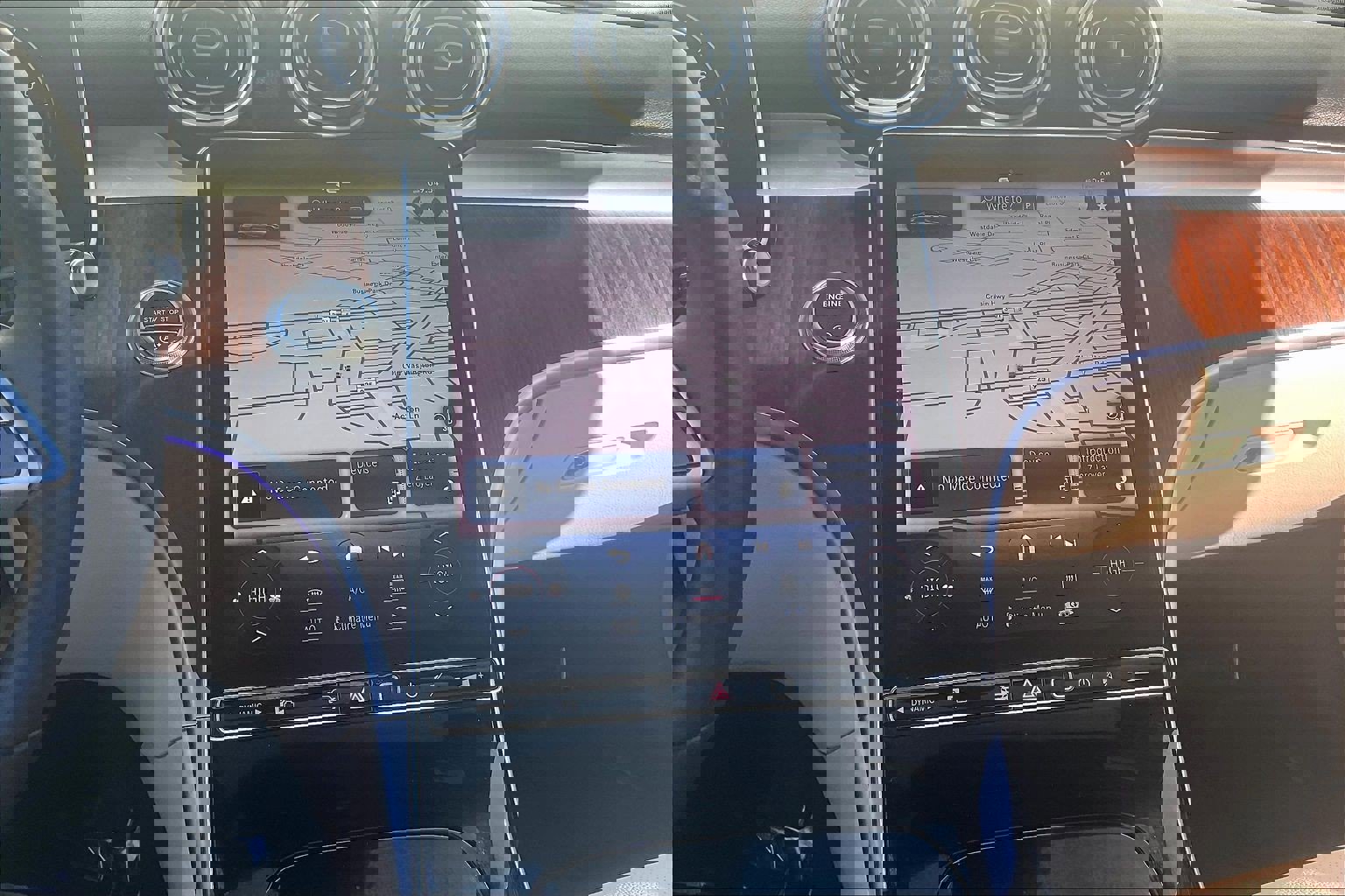 Used 2023 Mercedes-Benz C 300 4MATIC Sedan w/ Exclusive Trim Package image 38