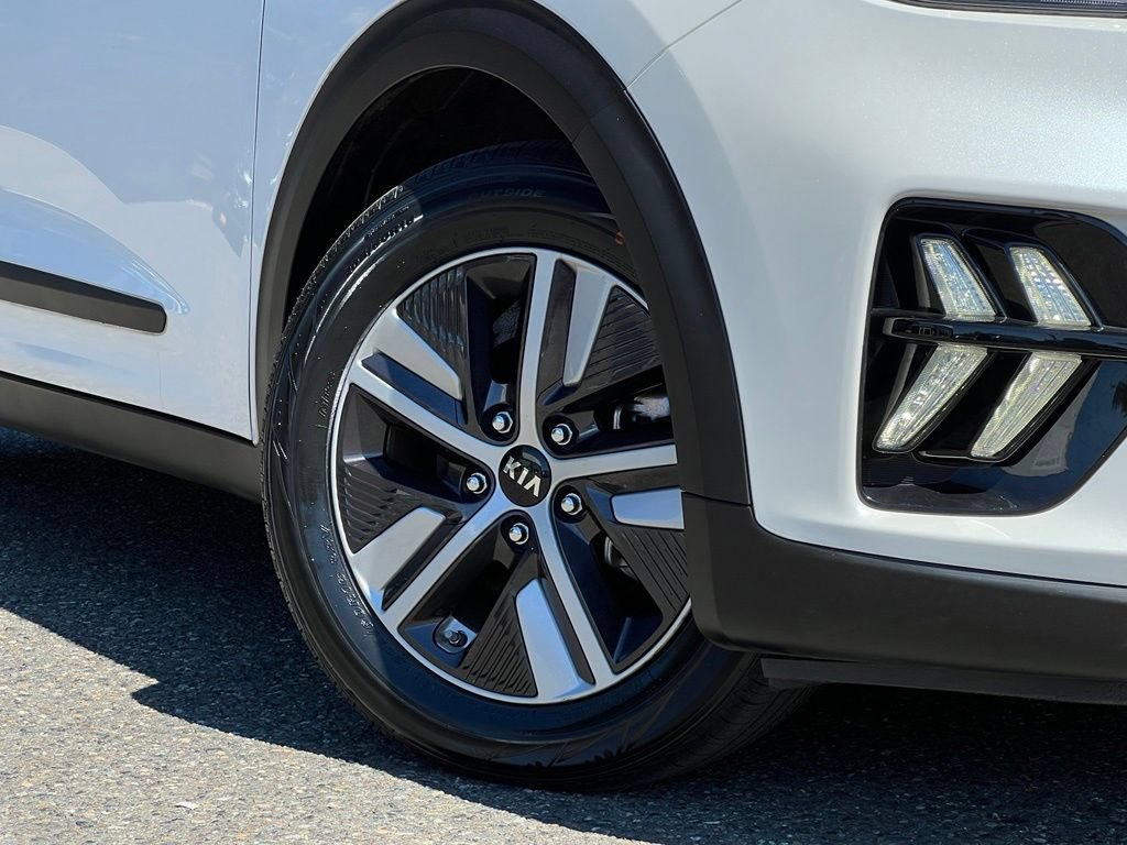 Used 2020 Kia Niro EX Premium FWD image 2