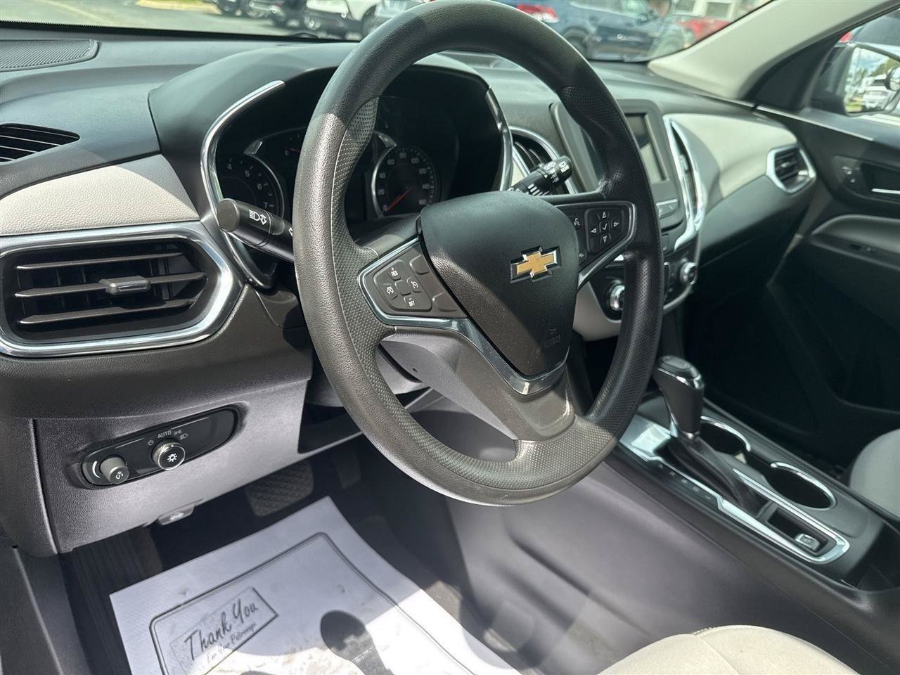Used 2019 Chevrolet Equinox LT FWD image 32