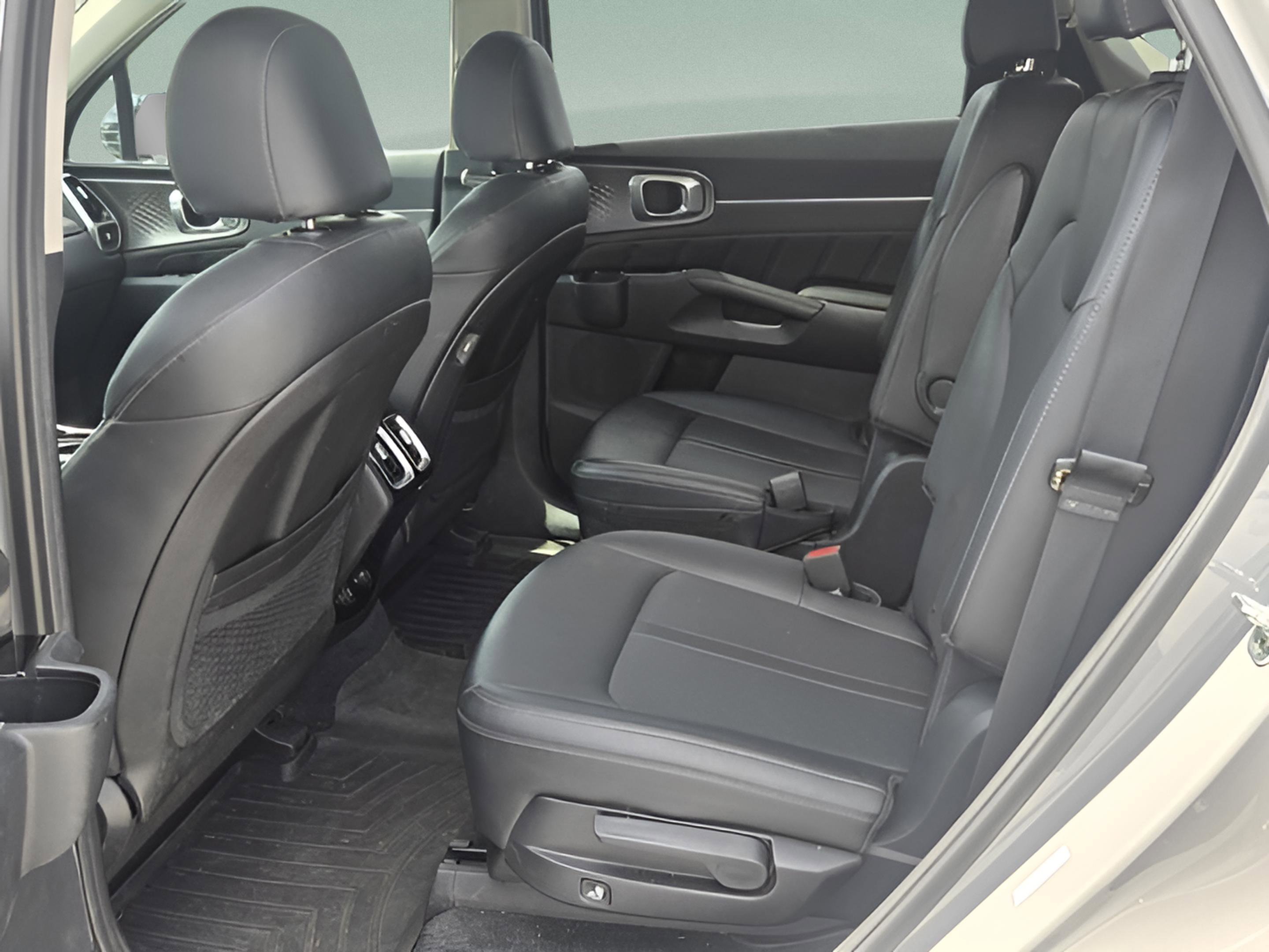 Used 2022 Kia Sorento SX AWD/4WD image 10