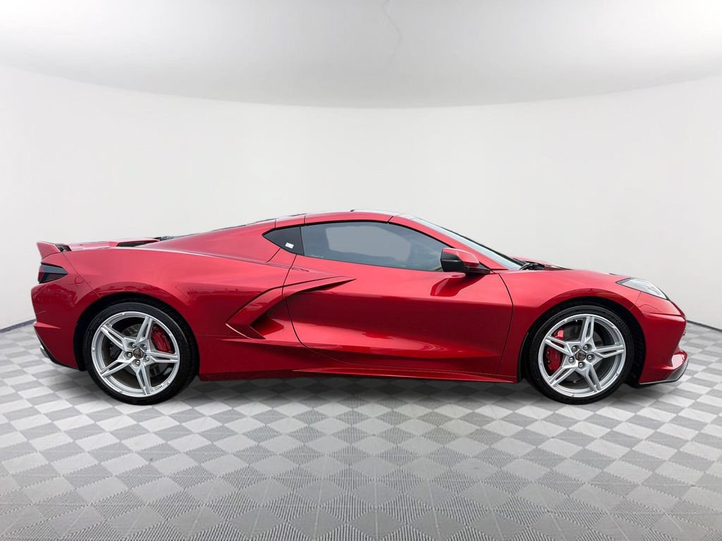 Used 2024 Chevrolet Corvette Stingray Premium Cpe w/ Z51 Performance Package RWD image 4