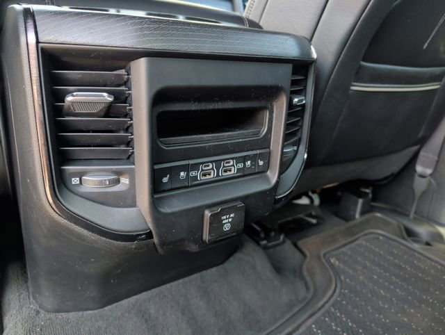 Used 2022 RAM 1500 Limited AWD/4WD image 35
