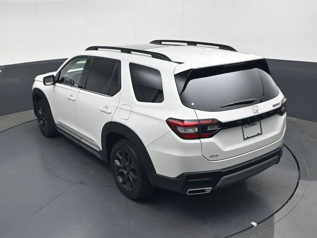 Used 2023 Honda Pilot Elite image 22