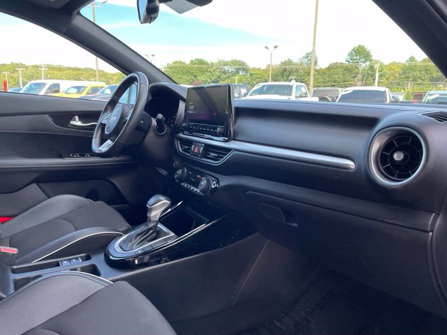 Used 2023 Kia Forte GT-Line w/ GT-Line Premium Package FWD image 27