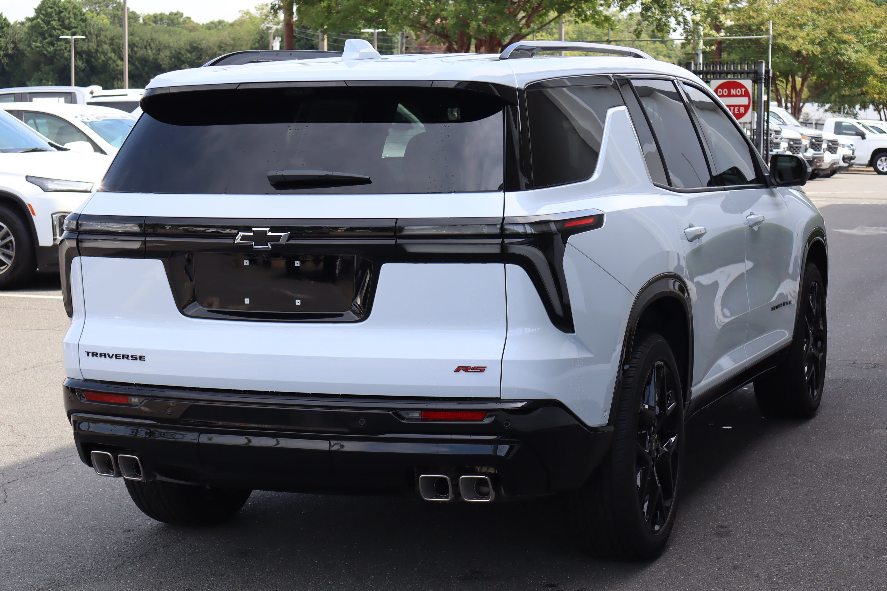 New 2026 Chevrolet Traverse RS FWD image 8