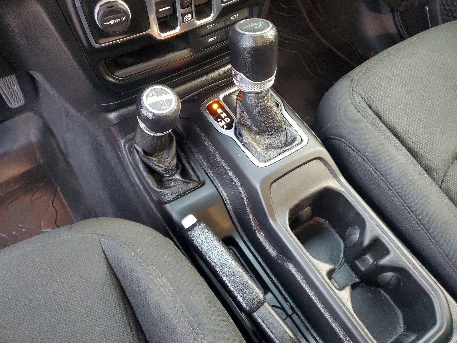 Certified 2020 Jeep Gladiator Sport w/ Quick Order Package 24S image 26