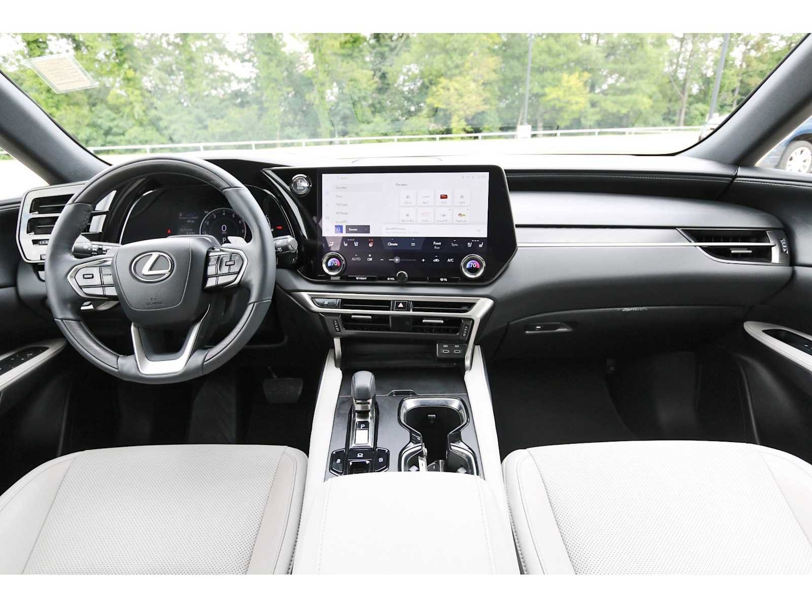 Used 2023 Lexus RX 350 Premium FWD image 7