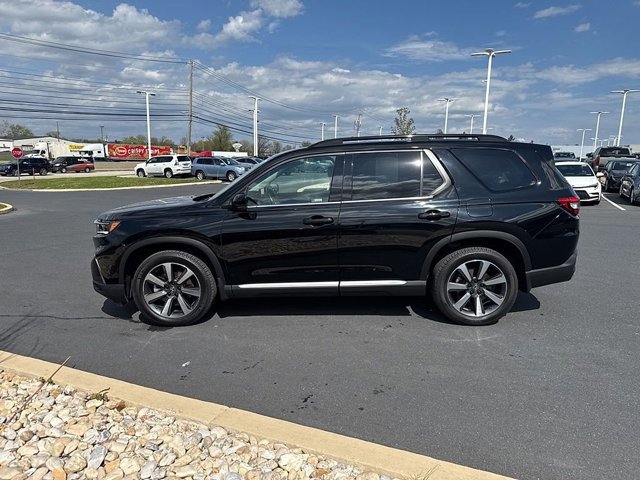 Used 2023 Honda Pilot Elite image 4