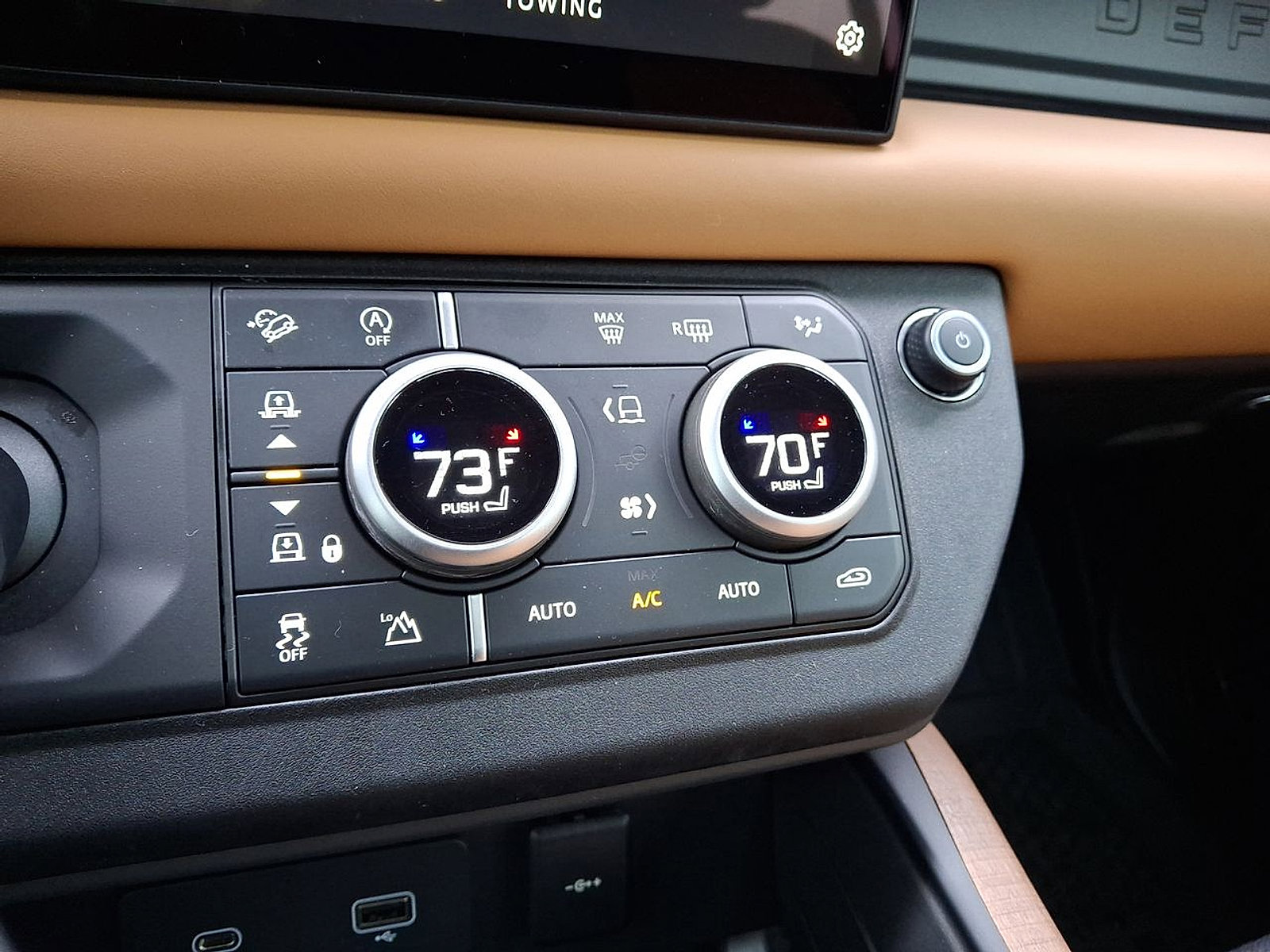 Certified 2024 Land Rover Defender 110 X image 26