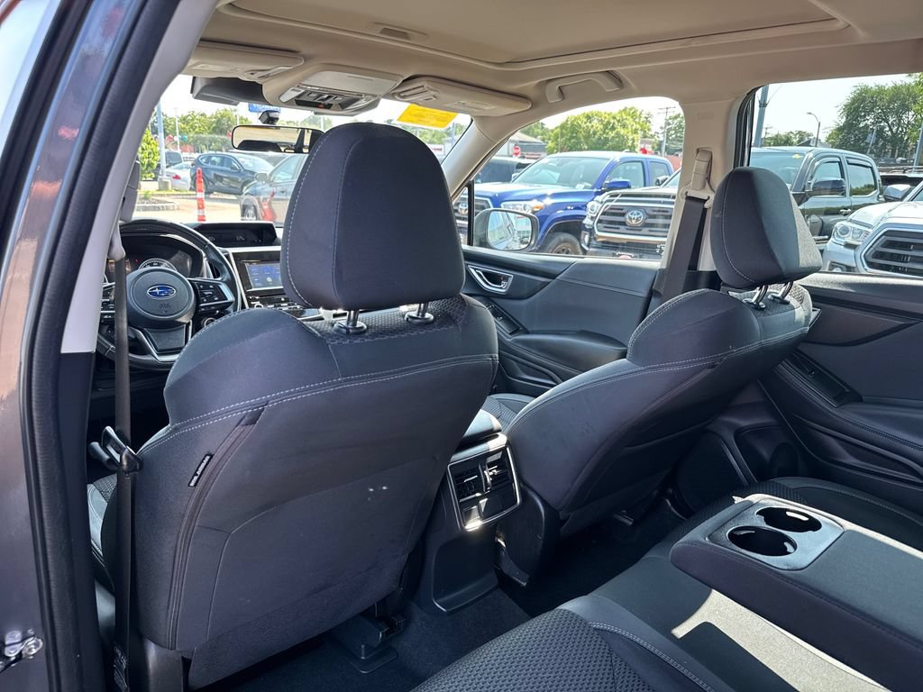 Used 2023 Subaru Forester Premium AWD/4WD image 41
