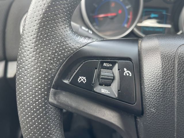 Used 2016 Chevrolet Cruze LT image 23