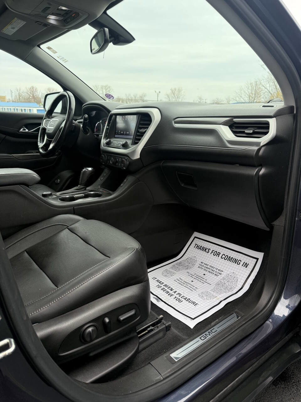 Used 2019 GMC Acadia SLT w/ LPO, Floor Liner Package image 25