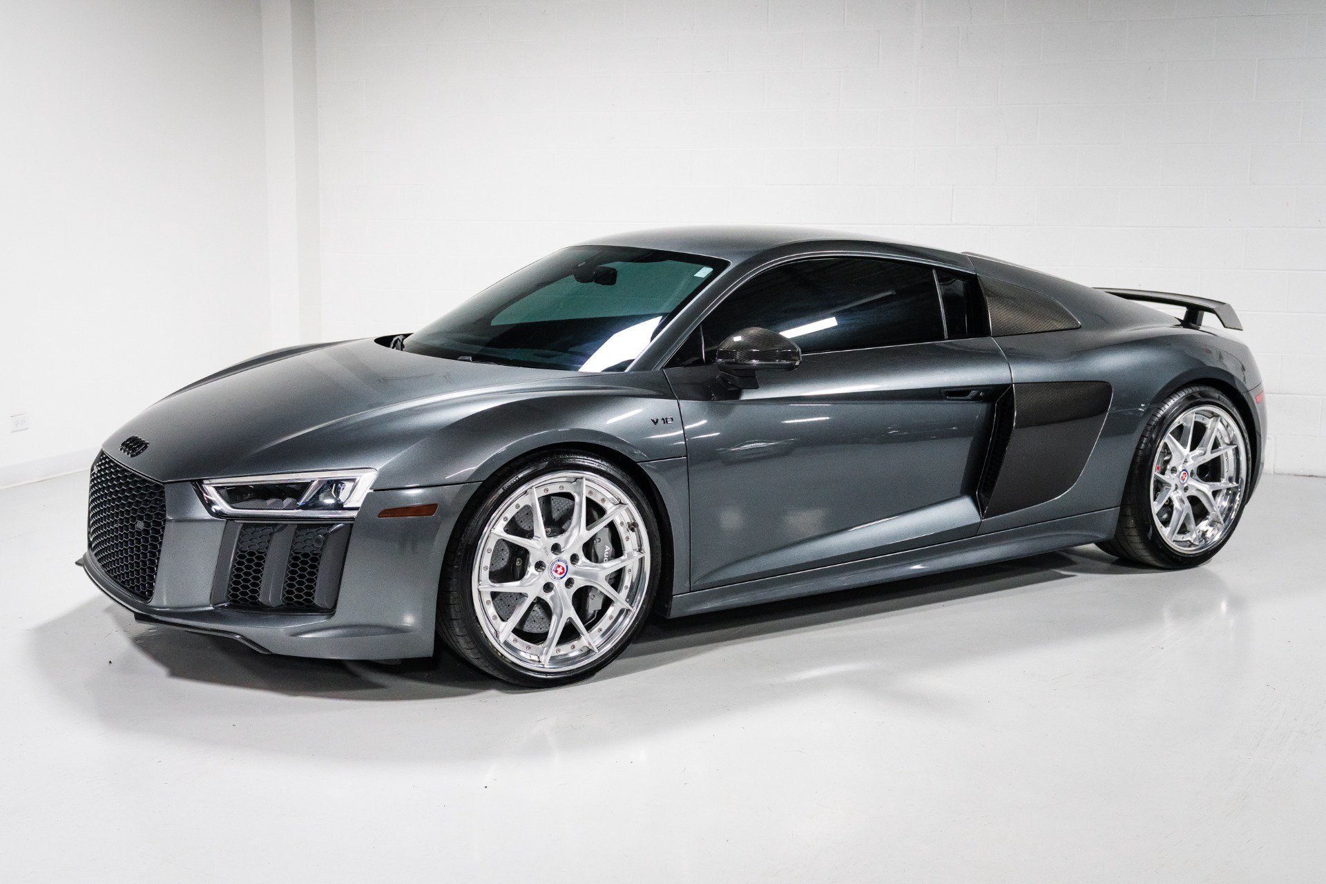 Used 2018 Audi R8 V10 plus AWD/4WD image 7