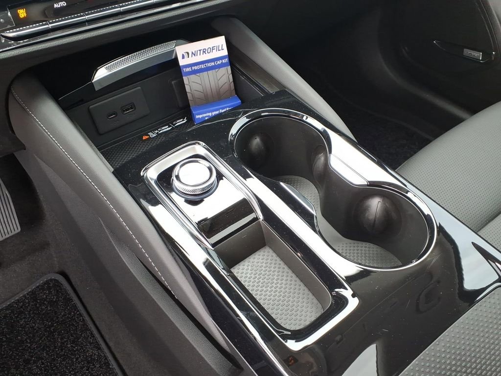 New 2026 Buick Envision Avenir image 18