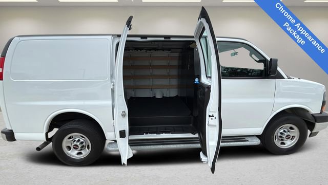 Used 2024 GMC Savana 2500 w/ Driver Convenience Package RWD image 10