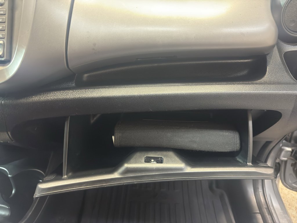 Used 2010 Honda Fit Sport image 23
