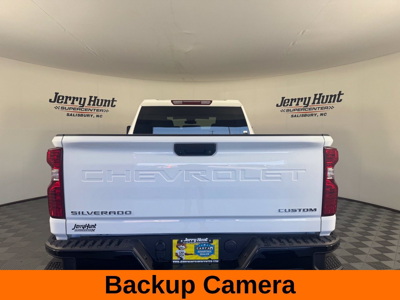Used 2025 Chevrolet Silverado 2500 Custom AWD/4WD image 8