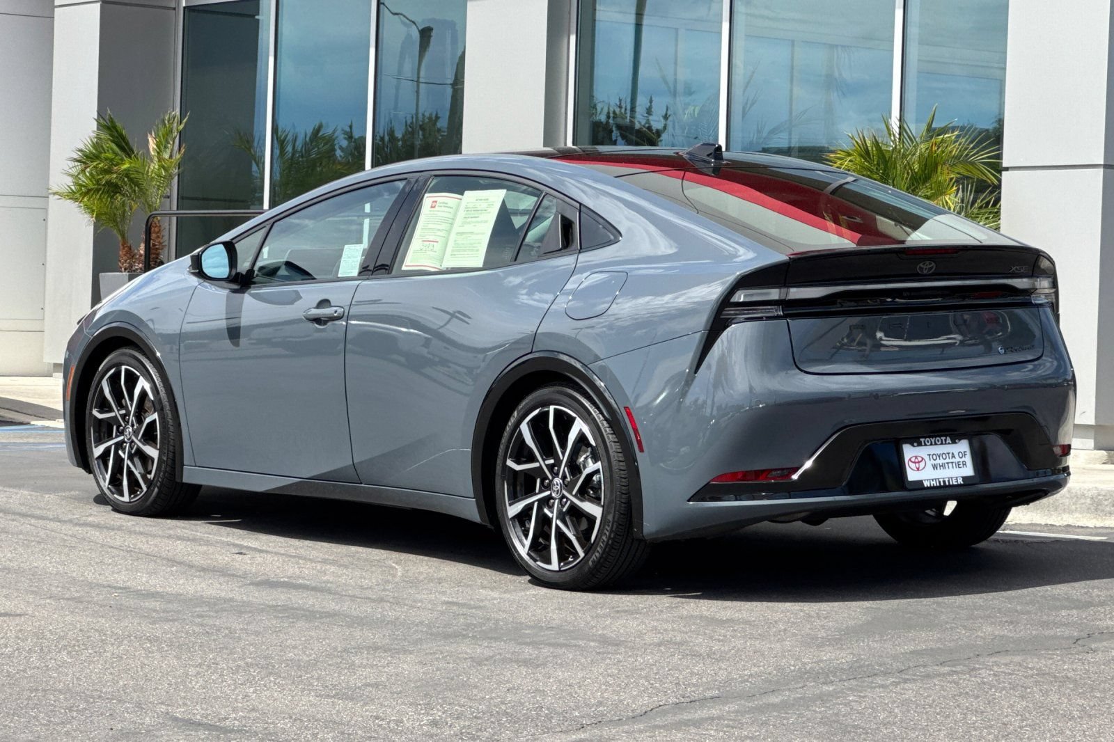 Used 2023 Toyota Prius Prime Premium FWD image 8