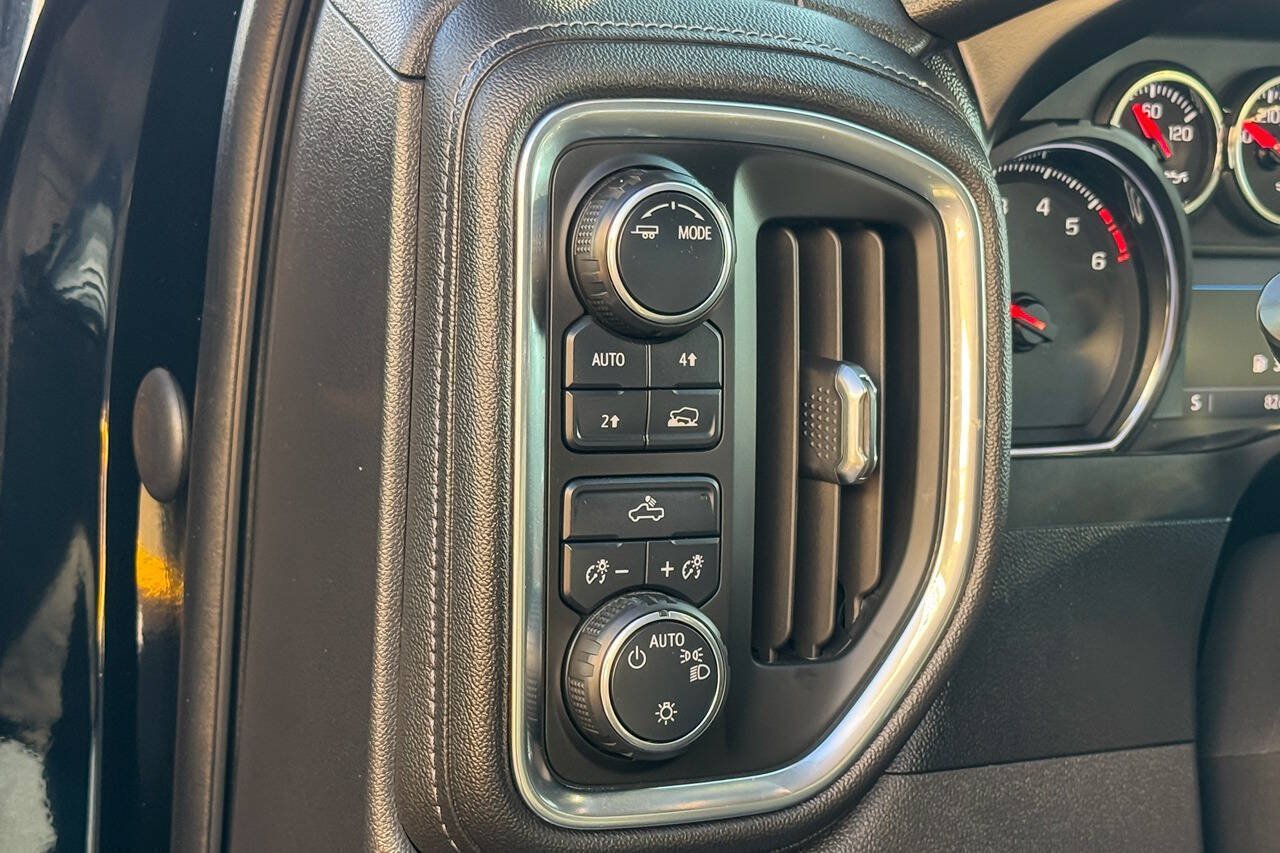 Used 2020 Chevrolet Silverado 1500 LT w/ Convenience Package AWD/4WD image 23