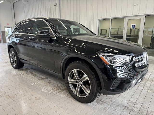 Used 2022 Mercedes-Benz GLC 300 4MATIC image 1