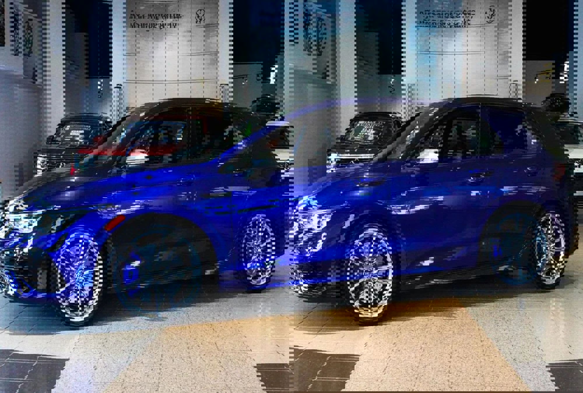 New 2024 Volkswagen Golf R image 7