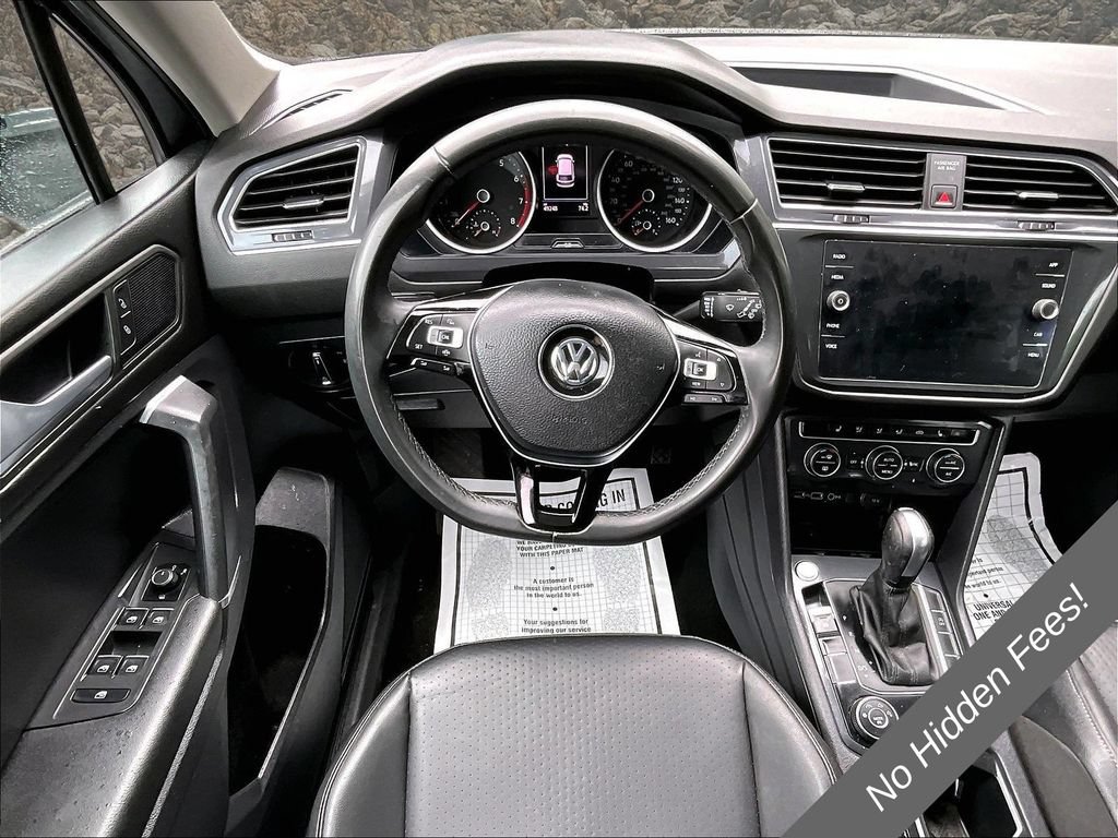 Used 2020 Volkswagen Tiguan SE w/ Panoramic Sunroof Package AWD/4WD image 5