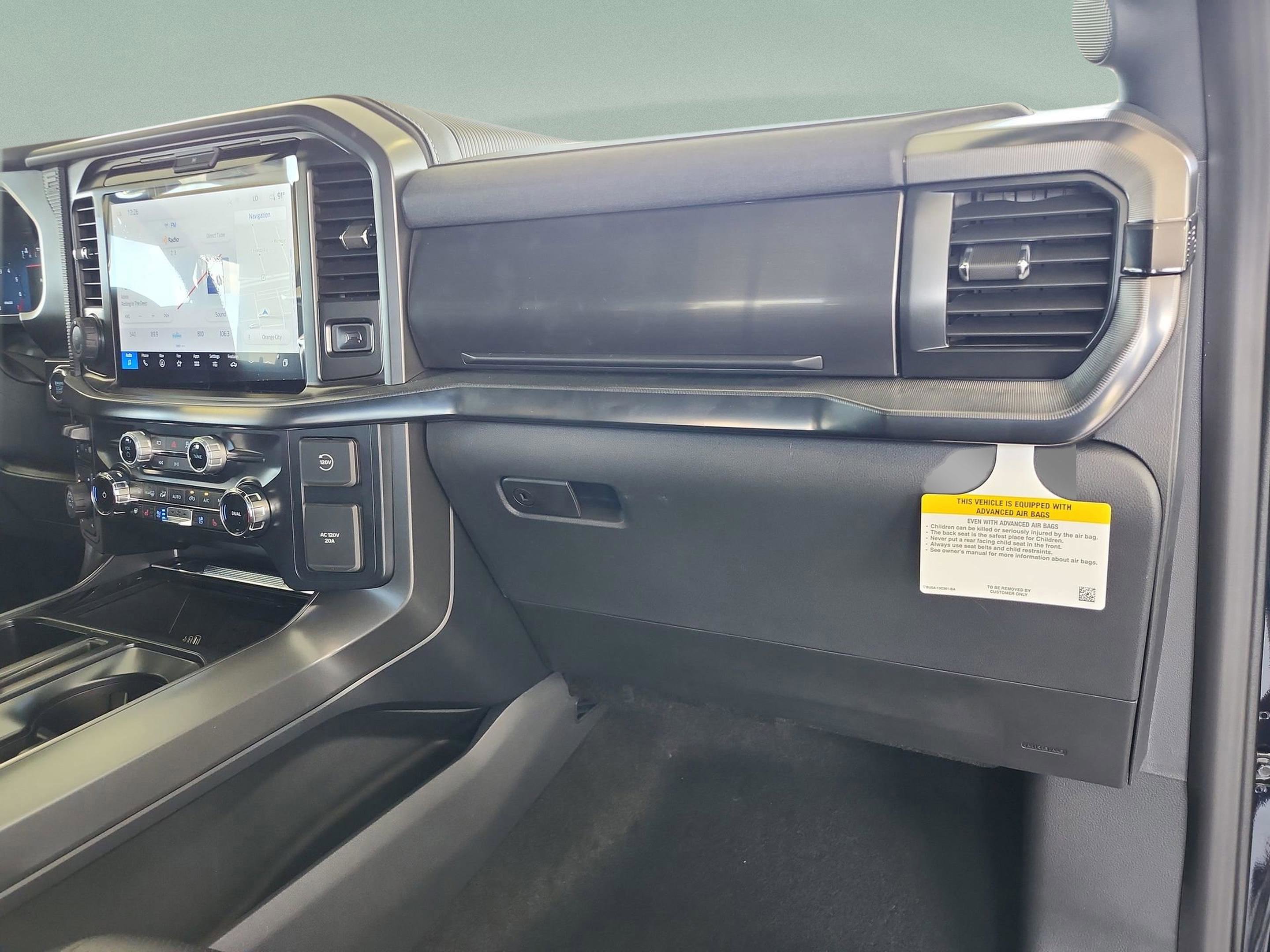 New 2025 Ford F150 Lariat w/ Equipment Group 502A High image 18