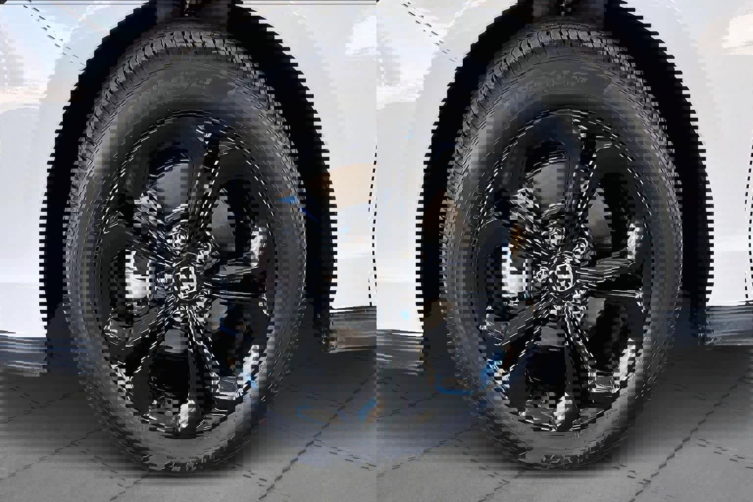 Certified 2025 Honda Accord SE image 10