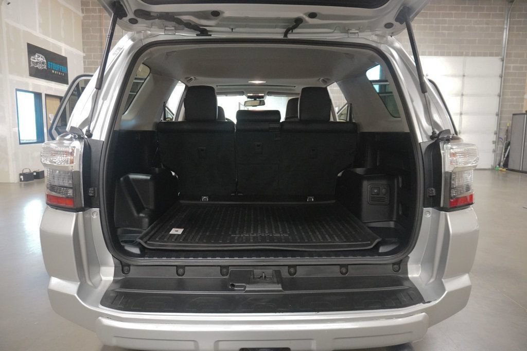 Used 2018 Toyota 4Runner TRD Off-Road Premium AWD/4WD image 22