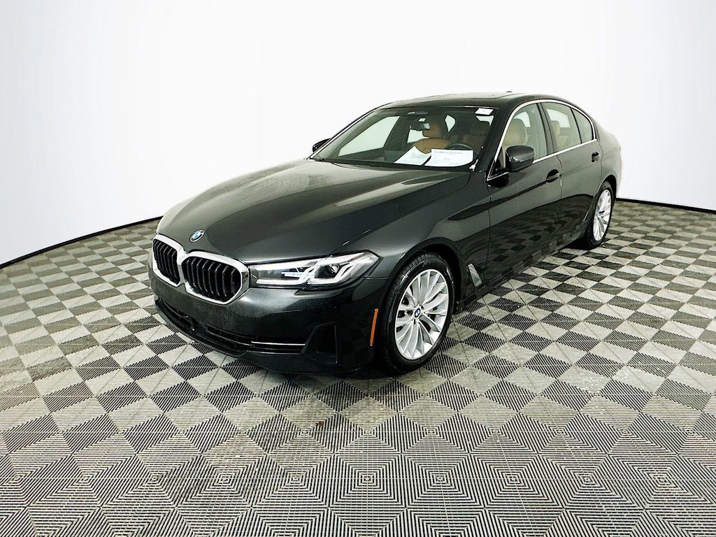 Used 2023 BMW 530i xDrive w/ Executive Package image 4