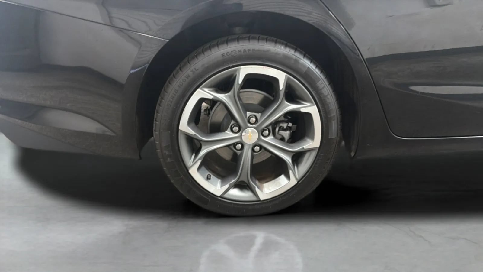 Used 2023 Chevrolet Malibu LT FWD image 25