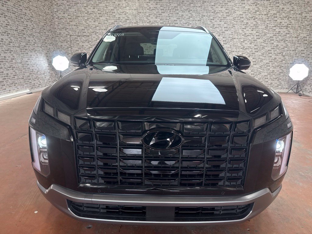 Used 2025 Hyundai Palisade SEL FWD image 2