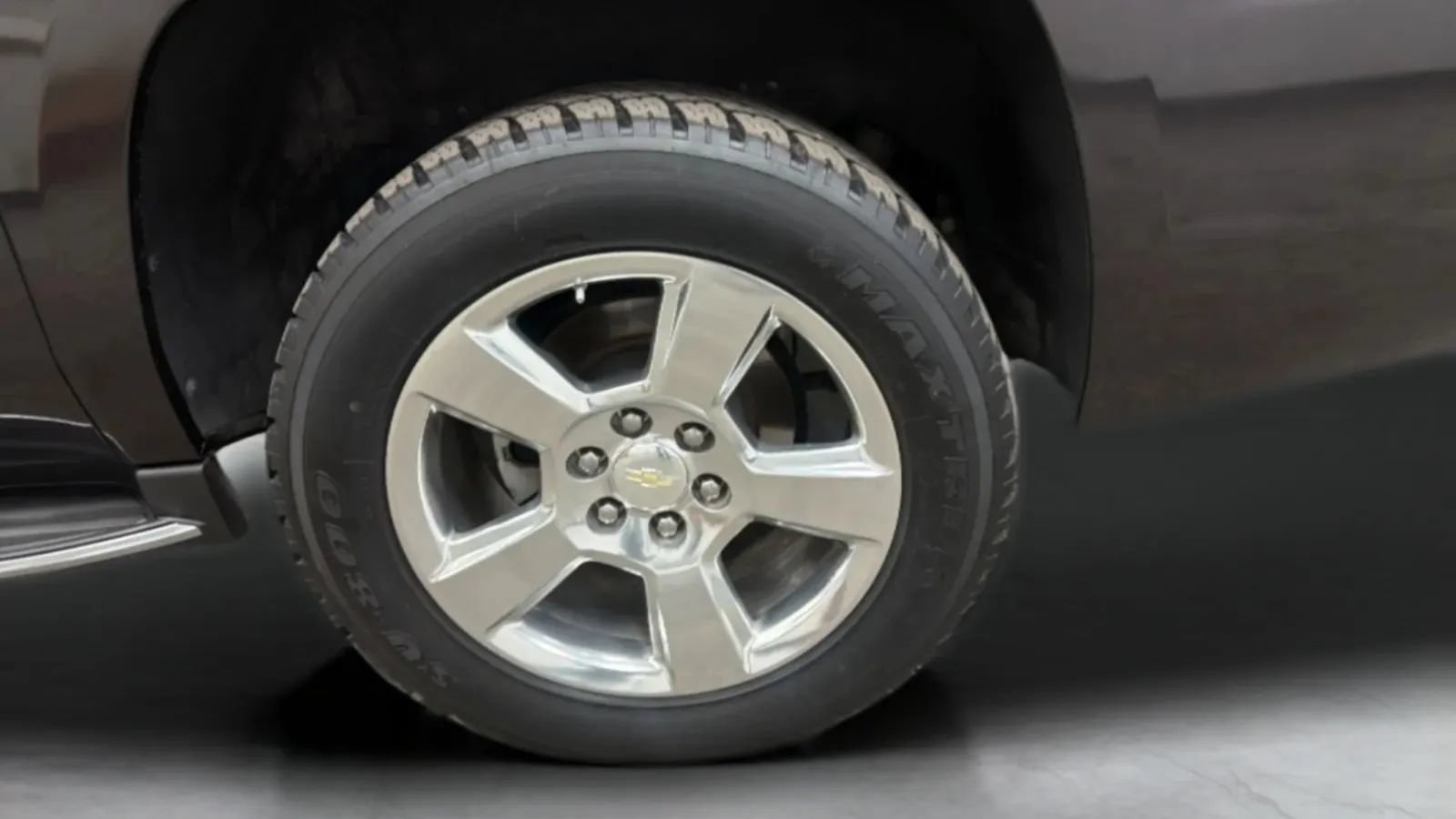 Used 2017 Chevrolet Suburban Premier RWD image 28