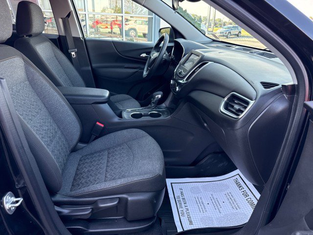 Used 2024 Chevrolet Equinox LT w/ LPO, Floor Liner Package FWD image 30