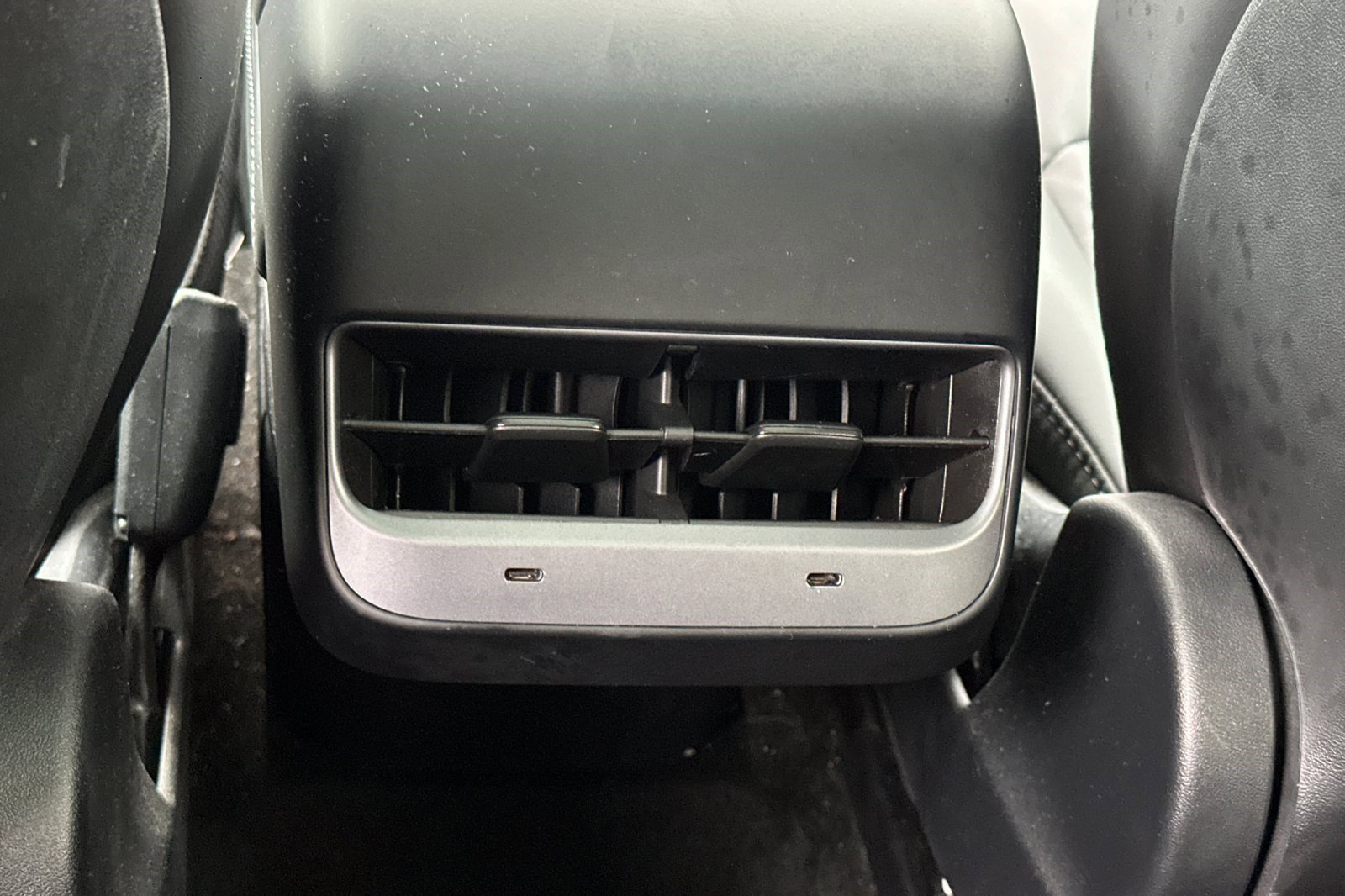 Used 2022 Tesla Model Y Performance image 16