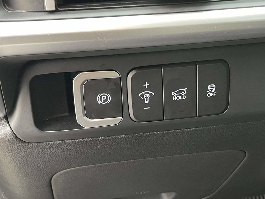 Certified 2026 Hyundai Santa Fe SE AWD/4WD image 9