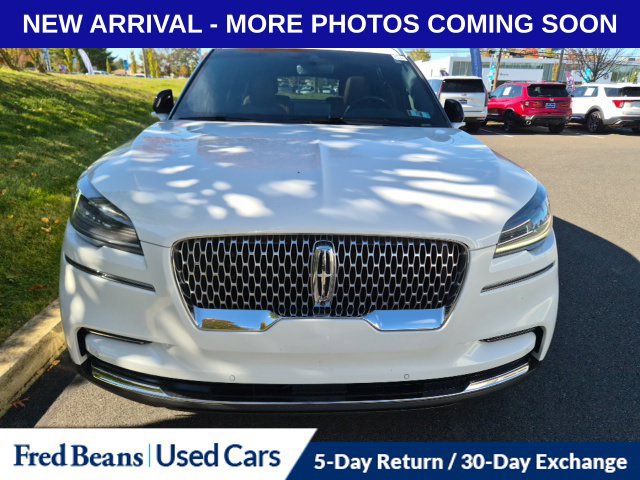 Used 2023 Lincoln Aviator Reserve w/ Elements Package Plus AWD/4WD image 2