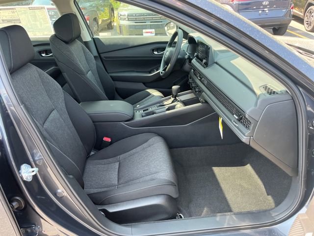 New 2025 Honda Accord SE image 16