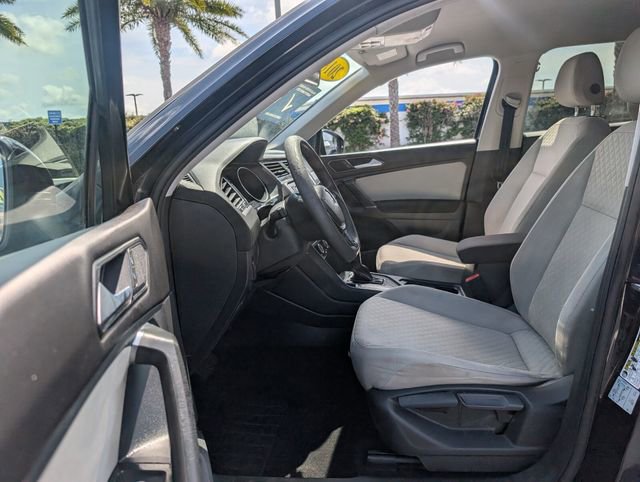 Used 2018 Volkswagen Tiguan S FWD image 9