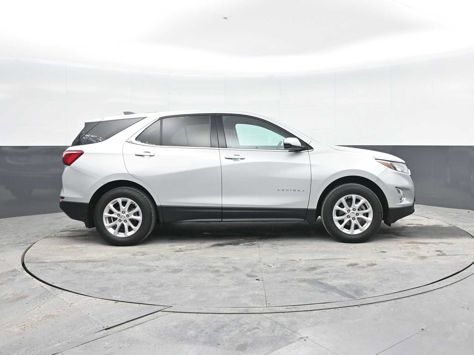 Used 2019 Chevrolet Equinox LT AWD/4WD image 8