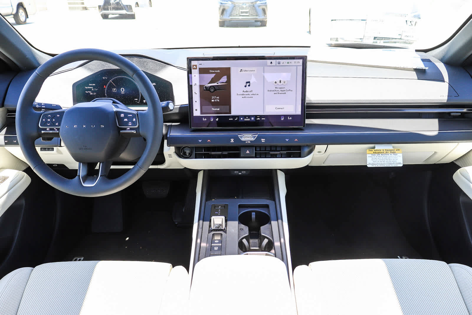 New 2026 Lexus ES 350e FWD image 13
