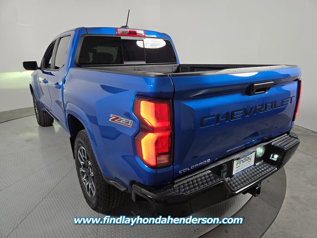 Used 2024 Chevrolet Colorado Z71 w/ Z71 Convenience Package 2 image 4
