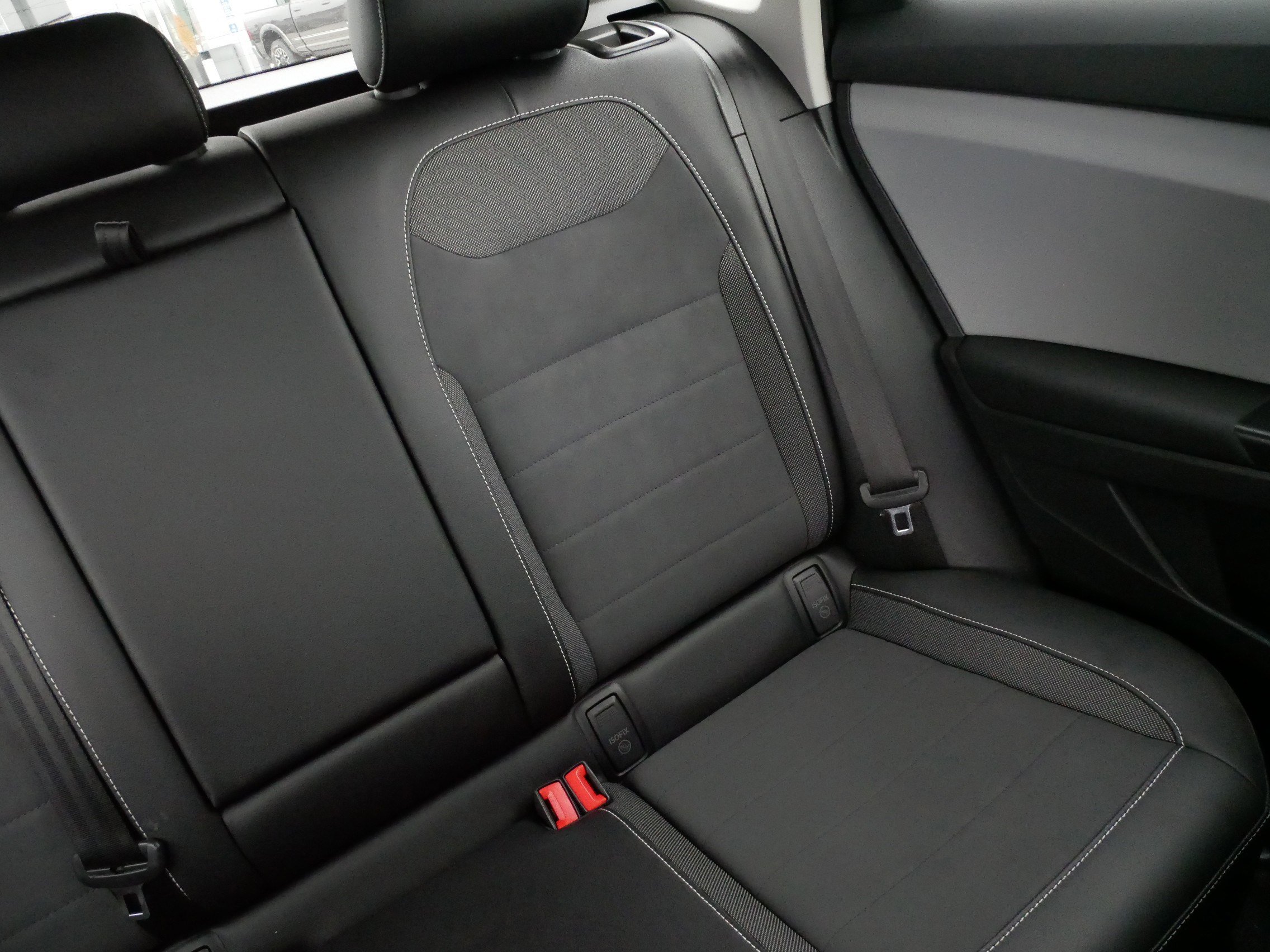 Used 2022 Volkswagen Taos SE image 14