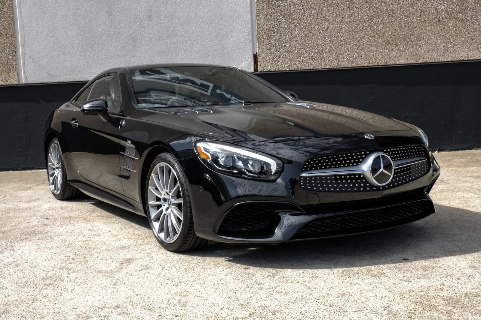 Used 2020 Mercedes-Benz SL 550 image 10