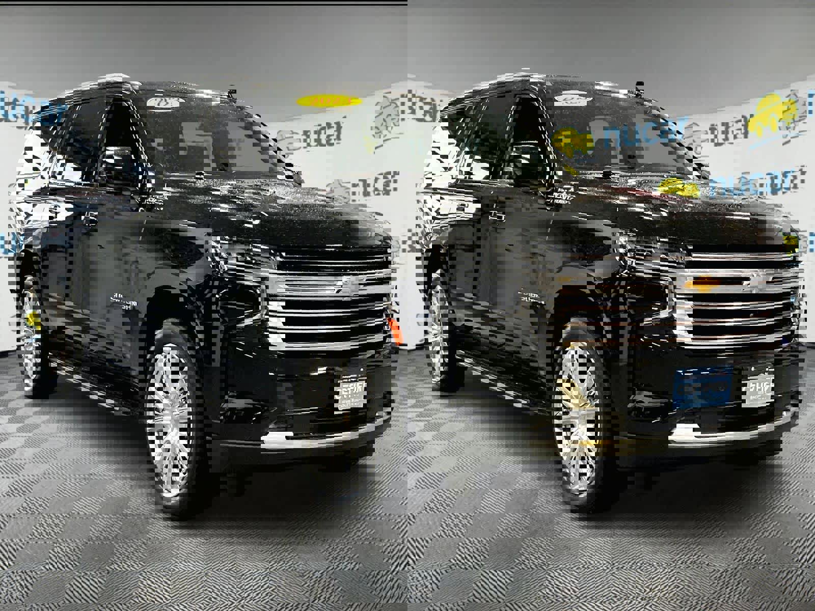 Certified 2023 Chevrolet Suburban High Country image 1