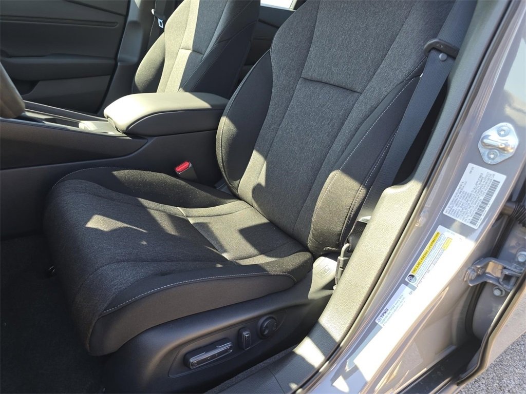 New 2025 Honda Accord SE image 24