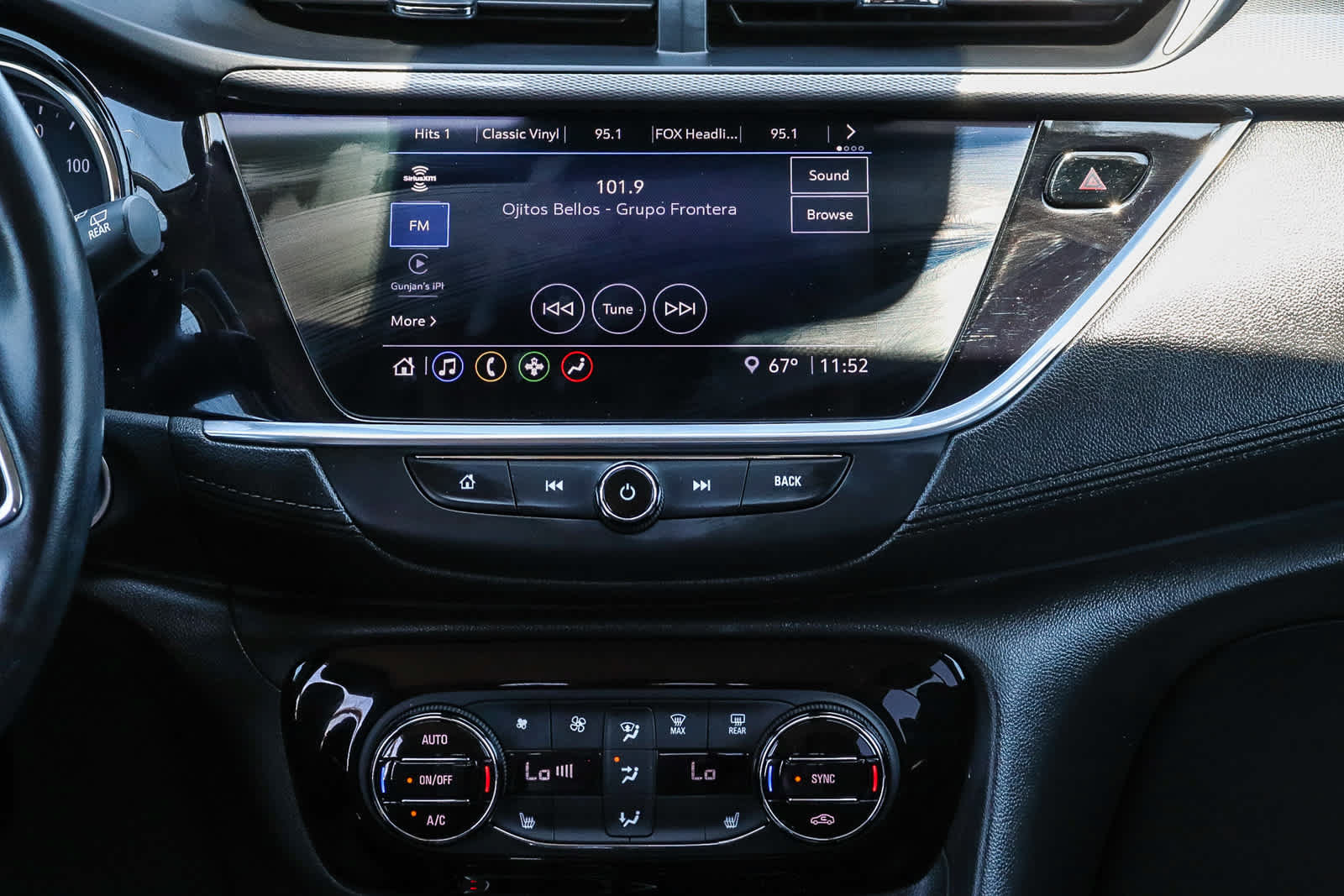 Used 2021 Buick Encore GX Select FWD image 17