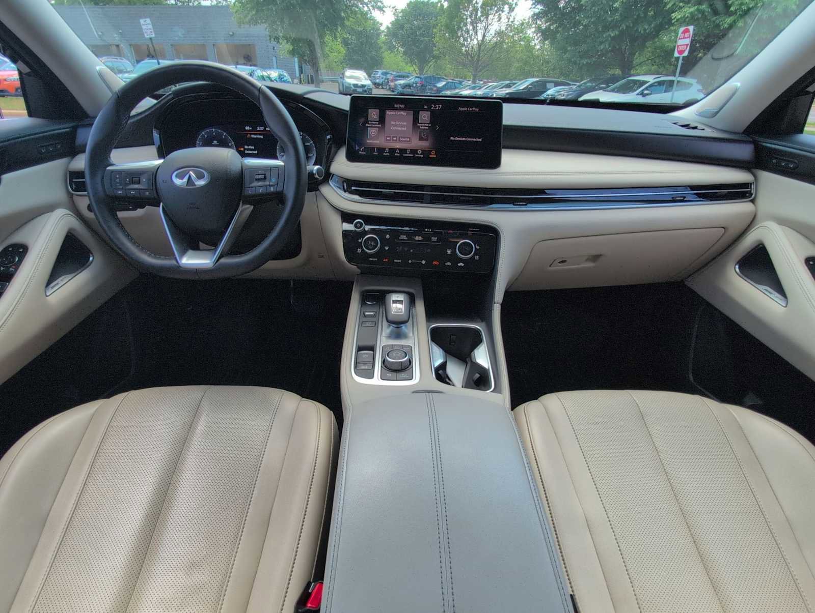 Used 2024 INFINITI QX60 Sensory w/ Vision Package AWD/4WD image 15