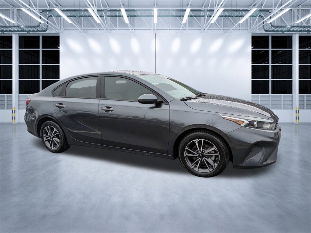 Used 2022 Kia Forte LXS w/ LXS Technology Package